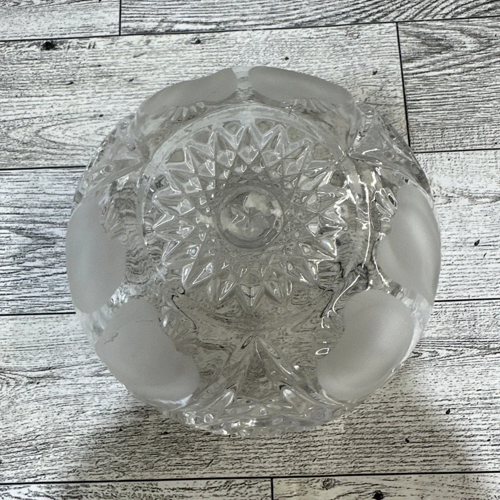 Frosted & Clear Glass Etched‎ Scalloped Candy Dish Sugar Bowl Vintage